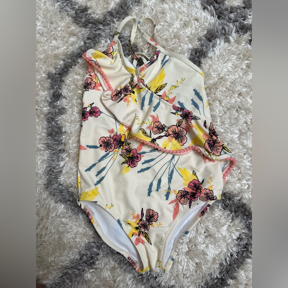 Adorable girls Jessica Simpson one piece swim suit size 6